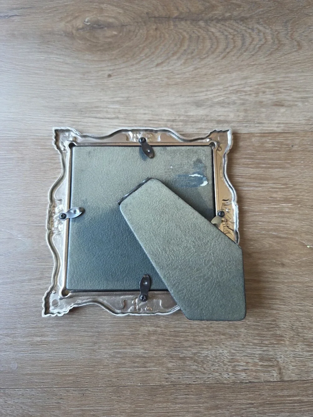 N/A vintage ornate